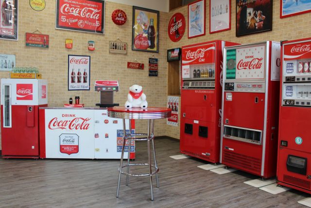 可口可乐日本瓶装工场参观学习